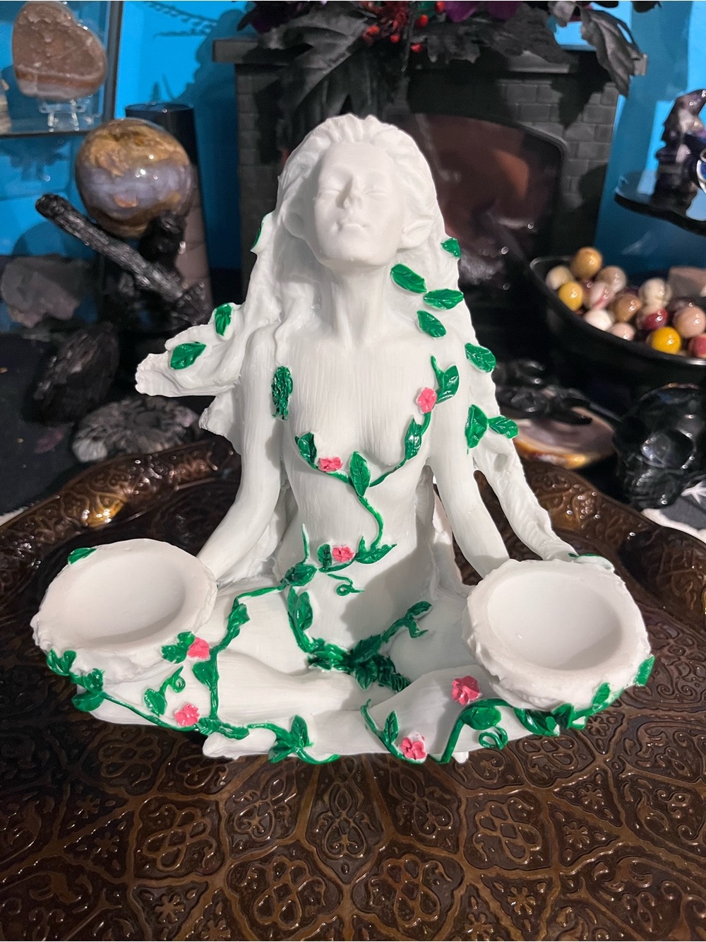 Large goddess double sphere stand